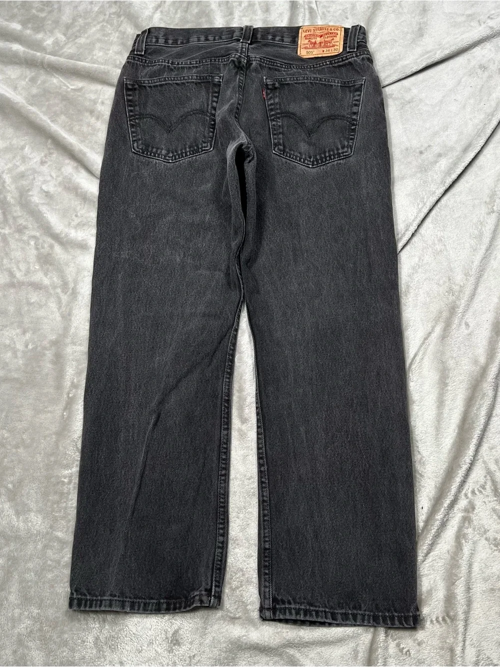 Vintage Levi's 505 Regular Fit Jeans Mens 32x28 Black Skater Grunge Denim Y2K
